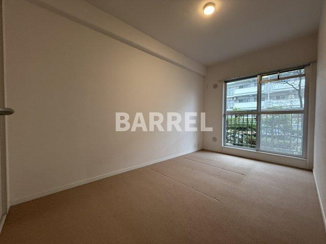 伏尾台A団地参号棟の寝室