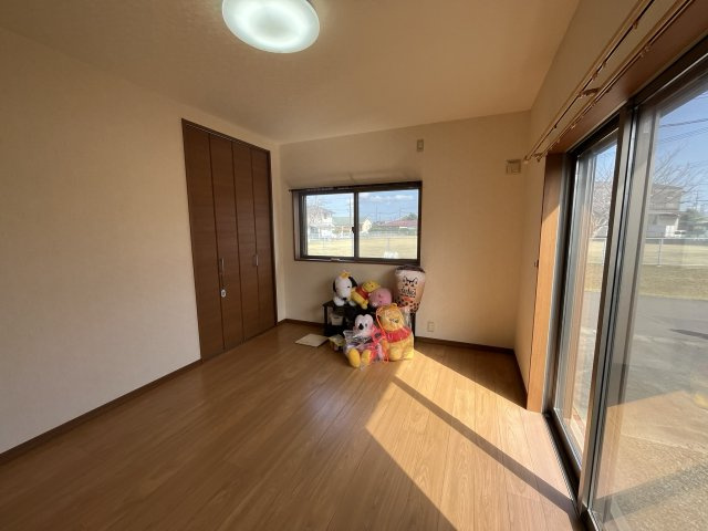 志布志インター近く高台一戸建ての洋室|6帖のお部屋です