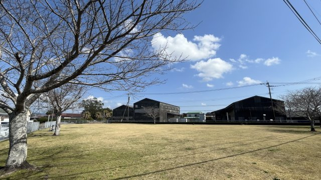 志布志インター近く高台一戸建ての周辺|目の前には公園がありますので、子どもさん達が安心して遊べます