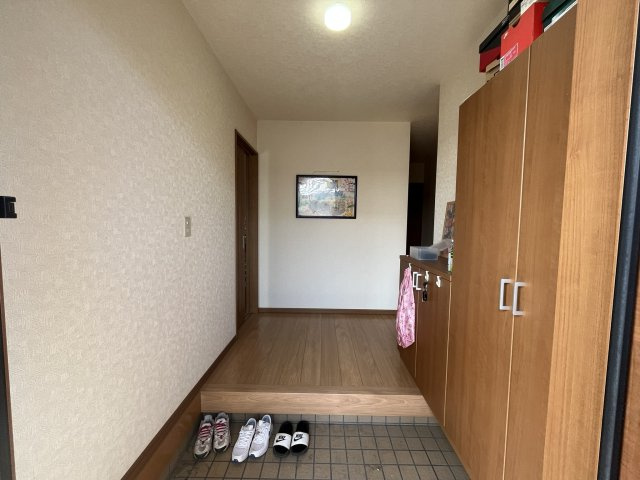 志布志インター近く高台一戸建ての玄関