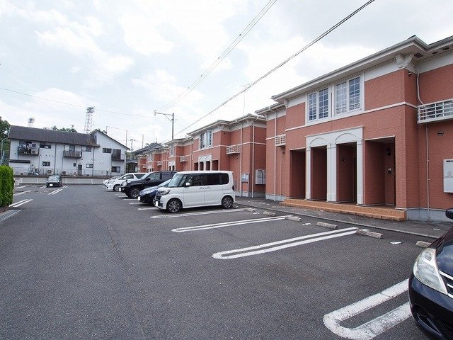 Ｈｅａｒｔ　Ｌｉｆｅ野間Ｂの駐車場|駐車スペースもあります