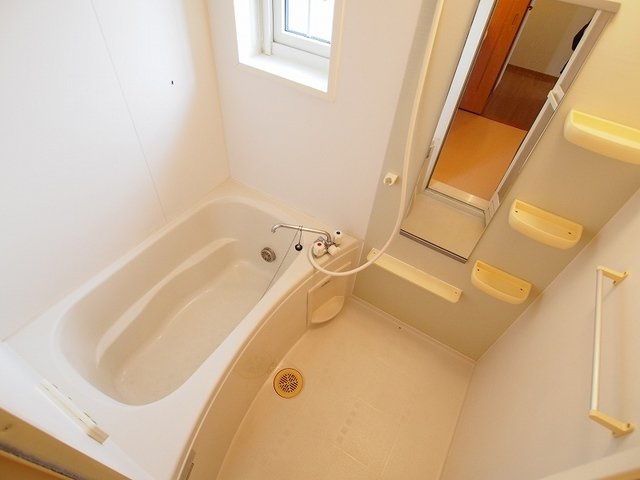 Ｈｅａｒｔ　Ｌｉｆｅ野間Ｂの浴室|お風呂です