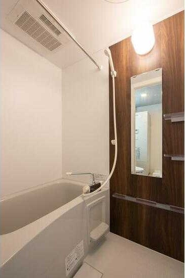 フェルヴォーレ住吉の浴室