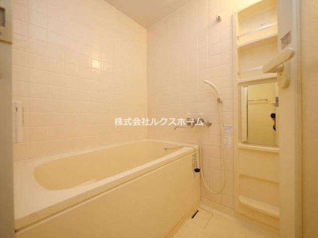 フィオーレつじの浴室|お風呂で日々の疲れを落としましょう