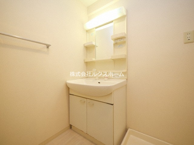 フィオーレつじの洗面所|忙しい朝には欠かせない洗面所です