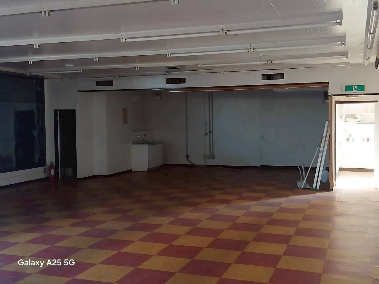 東平根岸様店舗の洋室|建物の内部です