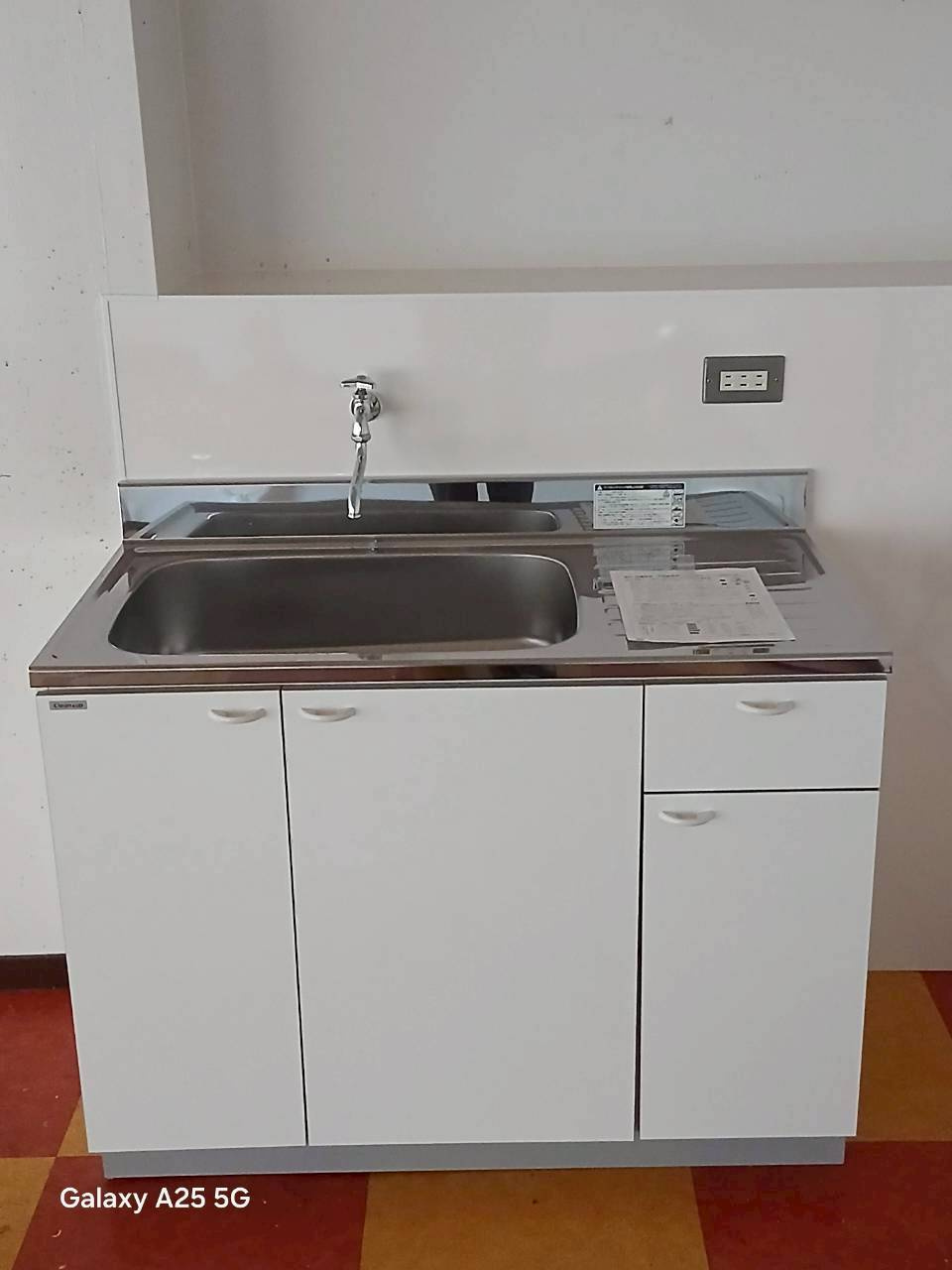 東平根岸様店舗のキッチン