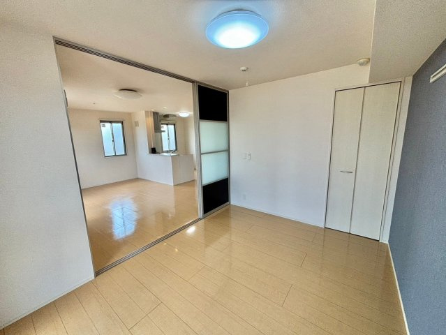 メゾンフォレストの洋室