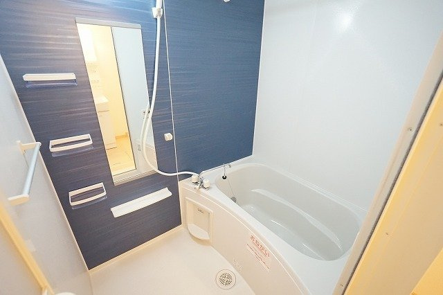 ウェイホームやまのくちＢの浴室|日々の暮らしに欠かせないお風呂です