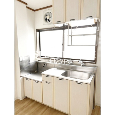 【キッチン】 | シティハイムみやびＢ | お料理しやすいキッチンです