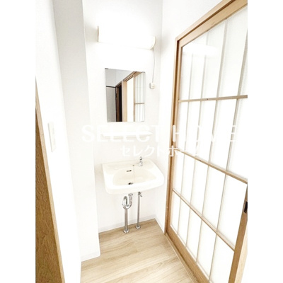 【独立洗面台】 | シティハイムみやびＢ | 朝の身支度には欠かせない独立洗面化粧台