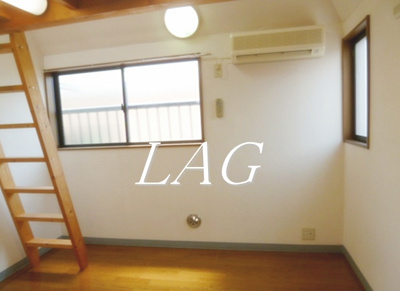 【居間・リビング】 | インベスト西大井 | 洋室のお部屋です。