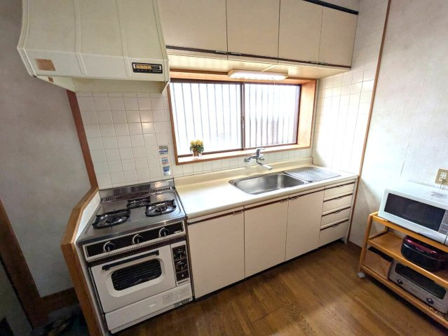 和歌山市西庄　中古戸建のキッチン