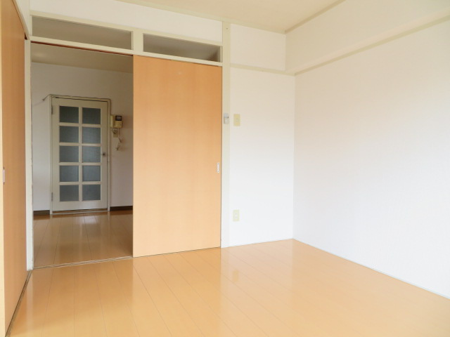 【洋室】 | 秀和レジデンス