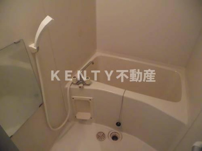 【浴室】 | メゾン・ド・ヴィレ品川 | コンパクトで使いやすいお風呂です