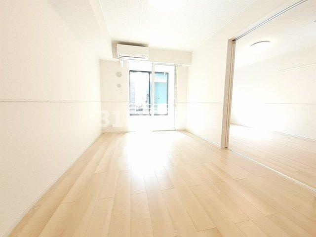 グロリアス丸野の居間・リビング
