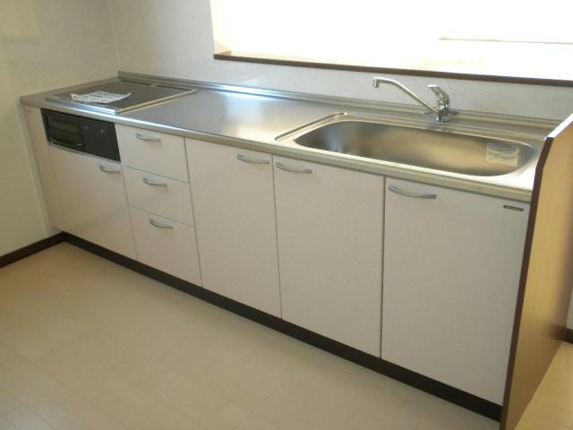 Town　K&K-M棟のキッチン