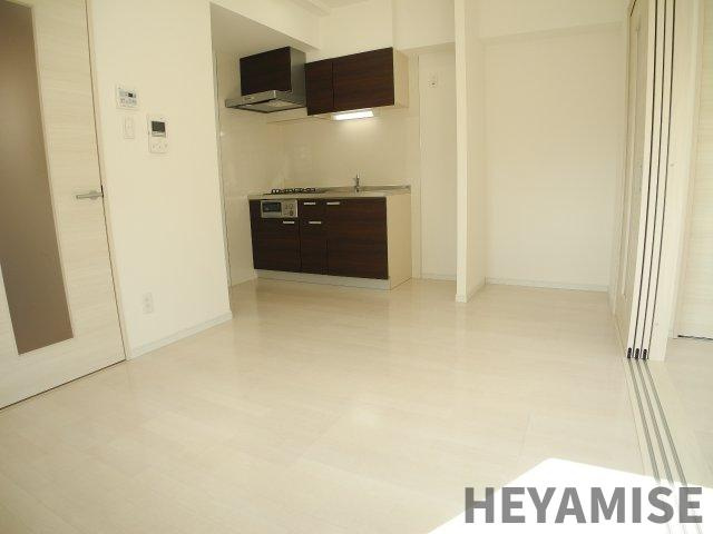 長崎市出島町の賃貸マンションの居間・リビング|※類似間取りの別のお部屋の写真です※