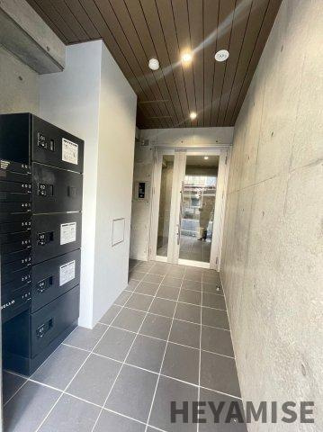 BELLO金屋のエントランス