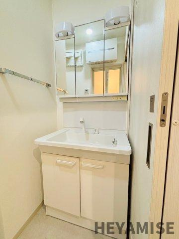 BELLO金屋の洗面所