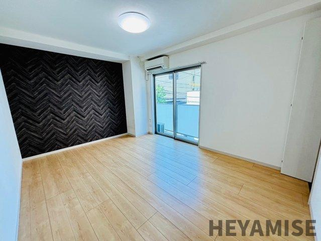 BELLO金屋の内装