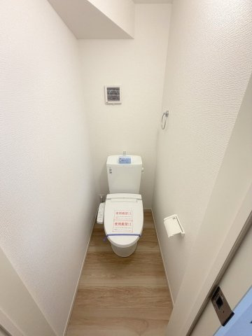 三郷市高州1丁目　新築戸建　全1棟のトイレ|同施工会社の参考写真になります。