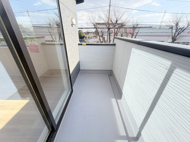 三郷市高州1丁目　新築戸建　全1棟のバルコニー|同施工会社の参考写真になります。