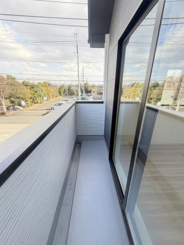 三郷市高州1丁目　新築戸建　全1棟のバルコニー|同施工会社の参考写真になります。