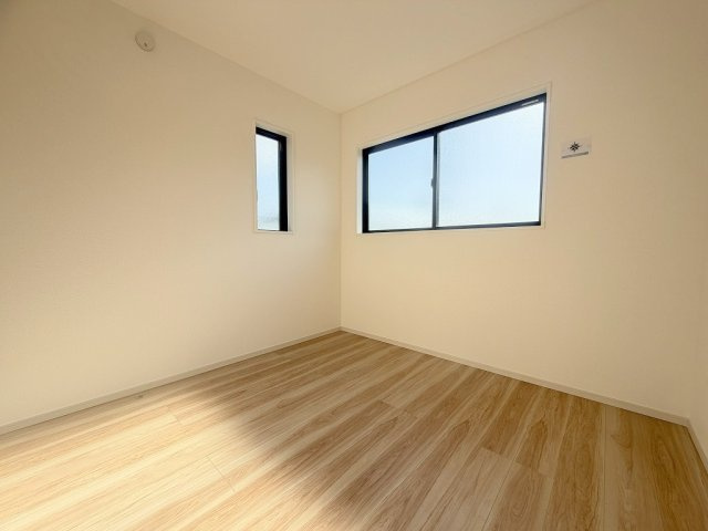 三郷市高州1丁目　新築戸建　全1棟の洋室|同施工会社の参考写真になります。