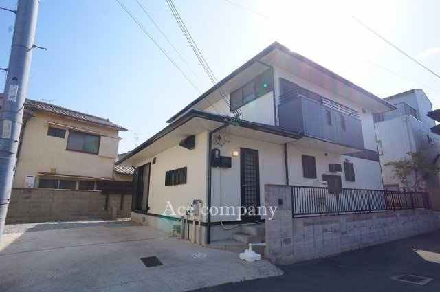 【外観】 | 八尾市久宝園2丁目 | 【複数台駐車可能！敷地約63.4坪付き！パナホーム施工☆軽量鉄骨造、H10年築☆】ローン返済目安：月々103710円（頭金0円、変動金利0.875％、返済期間40年、ボーナス払い無しで試算しています）