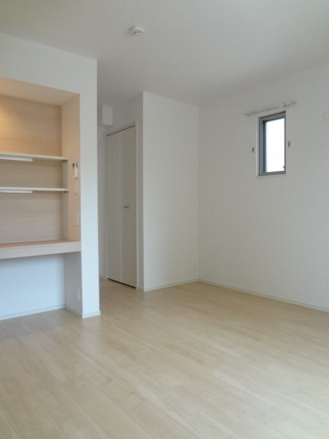 熊本市西区横手４丁目のアパートの居間・リビング