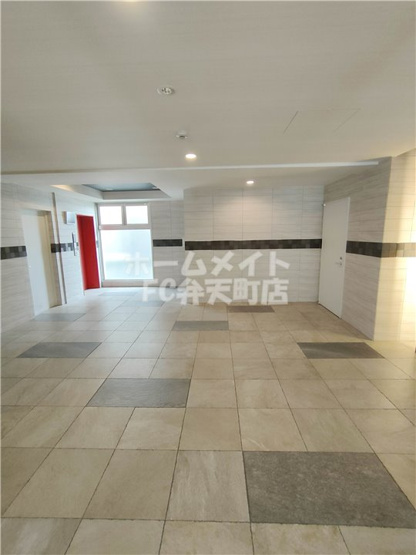 【ロビー】 | インザライフ大正RESIDENCE | 清潔なロビーです