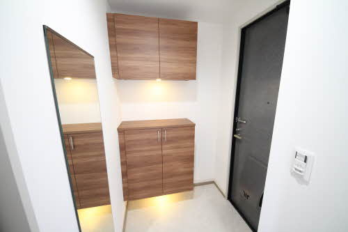 フレグランスガーデンB棟の玄関|きれいな玄関です