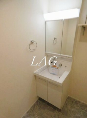 【洗面所】 | カーガ大塚 | 洗面台です。