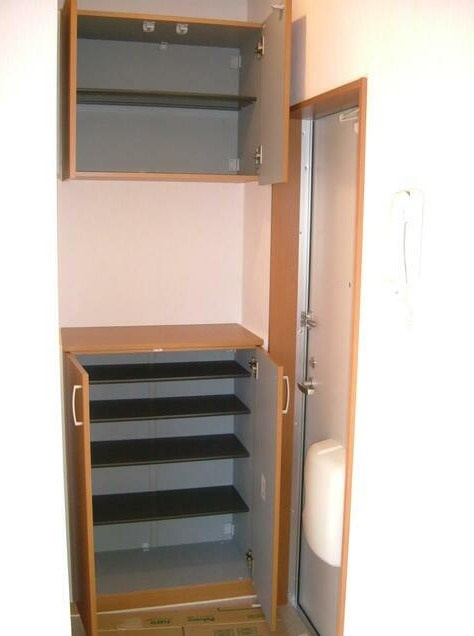 ヴィラさくらの玄関