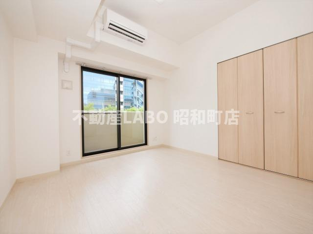 ブリリアン夕陽丘の居間・リビング