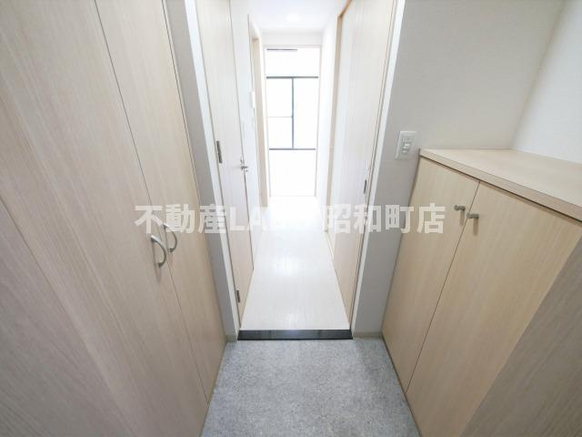 ブリリアン夕陽丘の玄関