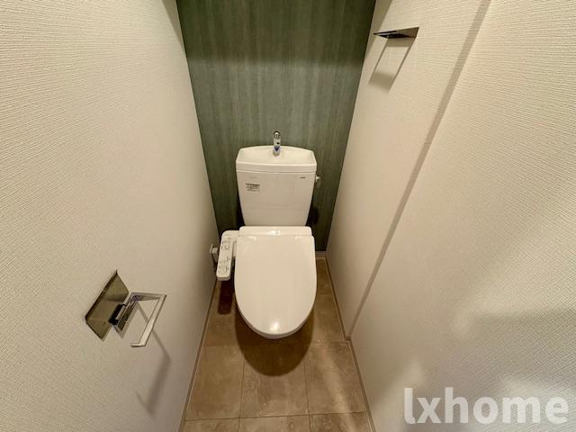 ロイス茨木奈良町のトイレ|落ち着いたトイレです