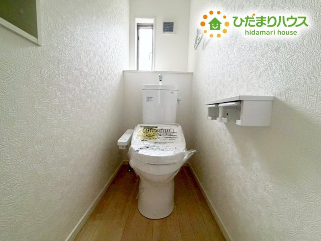 高萩市高萩第2　新築戸建　2号棟のトイレ|トイレは1F、2F共に完備！取り合いになることがありませんね(^^)/