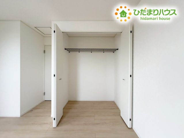 高萩市高萩第2　新築戸建　2号棟の収納|全室にクローゼットが付いていて、お部屋の住空間もスッキリ広々つかえそうです(^^)/