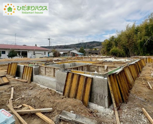 高萩市高萩第2　新築戸建　2号棟の外観|地震の揺れを吸収する、制震構造です。