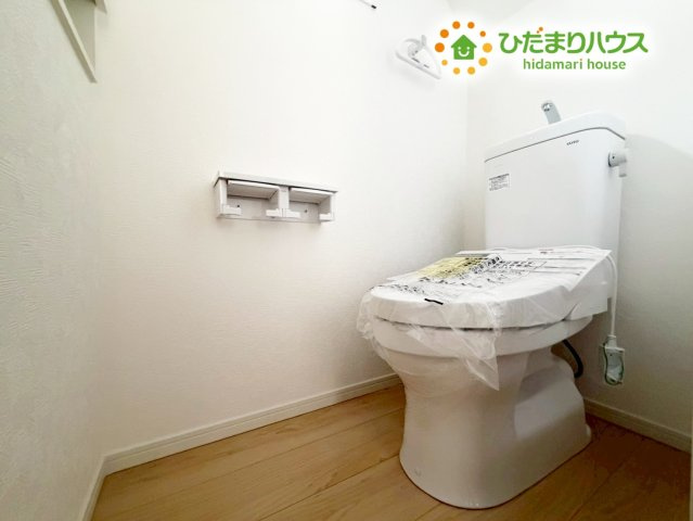 高萩市高萩第2　新築戸建　3号棟のトイレ|トイレは1F、2F共に完備！取り合いになることがありませんね(^^)/