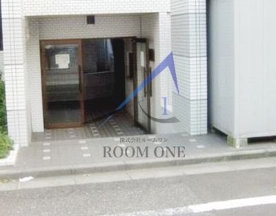 スカイコート鶯谷のエントランス|エントランスです。