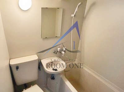 スカイコート鶯谷の浴室|お風呂です。