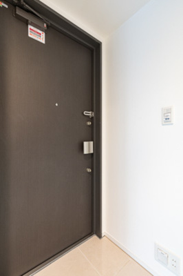 【玄関】 | パークアクシス恵比寿 | ※写真は同タイプ住戸です。