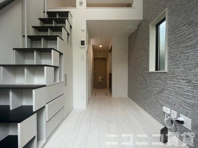【居間・リビング】 | 別号室イメージの為、現状を優先致します。