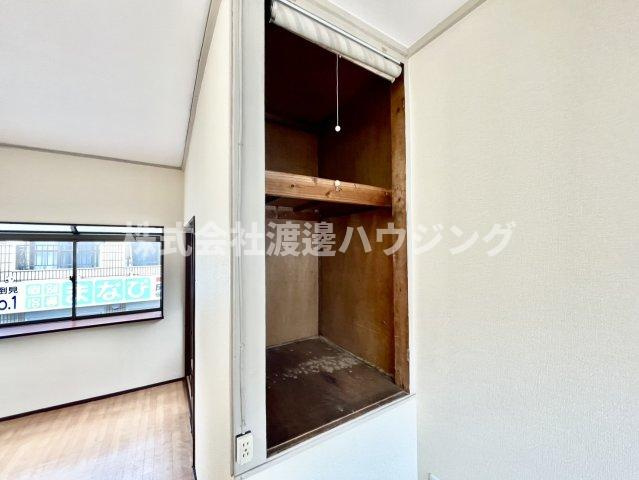 七松町2丁目貸家の収納