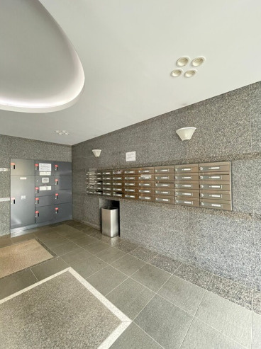 ルーブル上鷺宮のエントランス