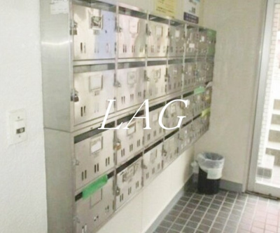 【その他共用部分】 | ブランシェ町屋 | 集合ポストになります。