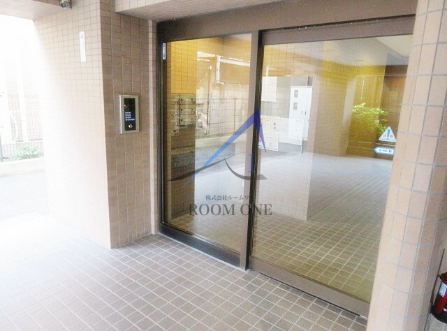 クレスト２１のエントランス|エントランスです。